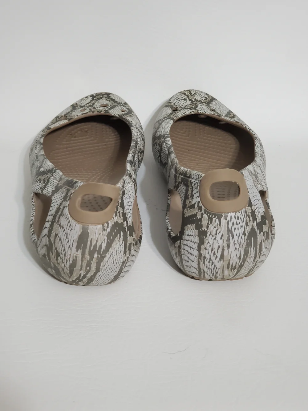 CROCS Women's Snake-Print Ballet Flats in Beige and Black Slip On Size 8